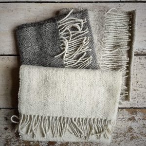 Uist Woven Caengail Scarf